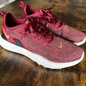 Nike Women’s Flex TR9 athletic shoes
